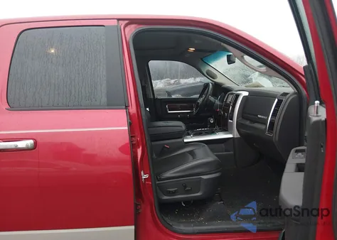 2010 Dodge Ram 1500 Laramie z USA, uszkodzony, nr VIN 1D7RV1GT2AS257140